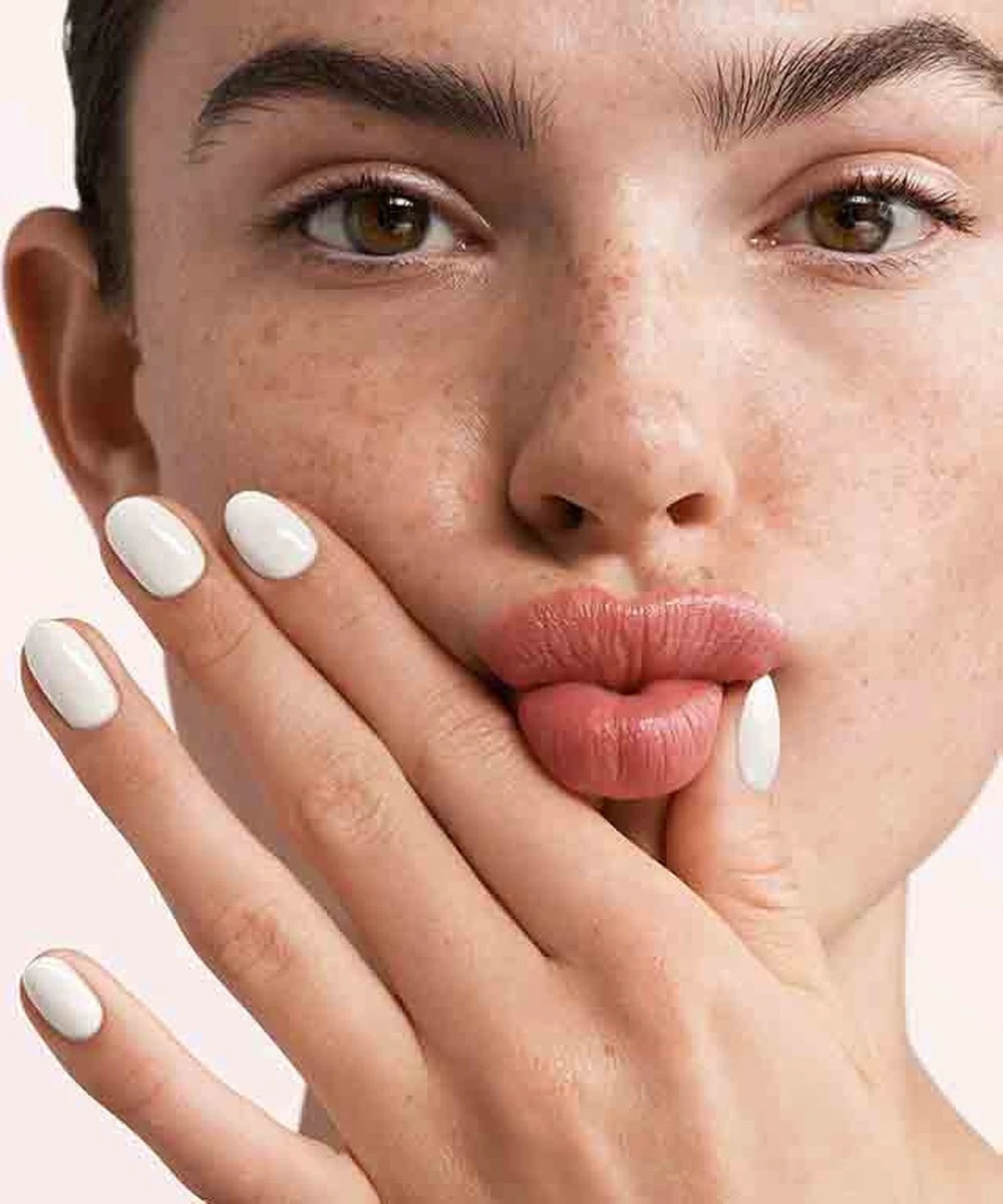 Pink Gellac - Coco White - Gellak - Vegan - Wit - Creamy Finish - 15 Ml 5 Pink Gellac - Coco White - Gellak - Vegan - Wit - Creamy Finish - 15 Ml - Afbeelding 3