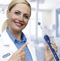 Oral B Oral-B Pro 2 2700 CrossAction - Elektrische Tandenborstel - Blauw, Wit 20 Oral B Oral-B Pro 2 2700 CrossAction - Elektrische Tandenborstel - Blauw, Wit -Cosmetica Winkel 1197x1200 1