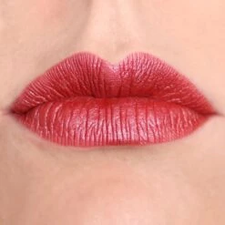 Blèzi® Lip Fix 70 Brilliant Cherry - Lipstick - Lippenstift Langhoudend - Rood Roze -Cosmetica Winkel 1200x1200 11