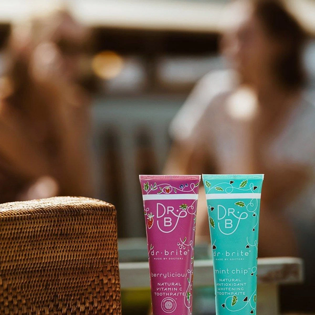 Dr. Brite 100% Natuurlijke Tandpasta Met Charcoal (houtskool) Voor Witte Tanden En Gezond Tandvlees 5 Dr. Brite 100% Natuurlijke Tandpasta Met Charcoal (houtskool) Voor Witte Tanden En Gezond Tandvlees - Afbeelding 3