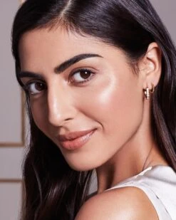 Max Factor Radiant Lift FD - 77 Golden Tan -Cosmetica Winkel 960x1200 2